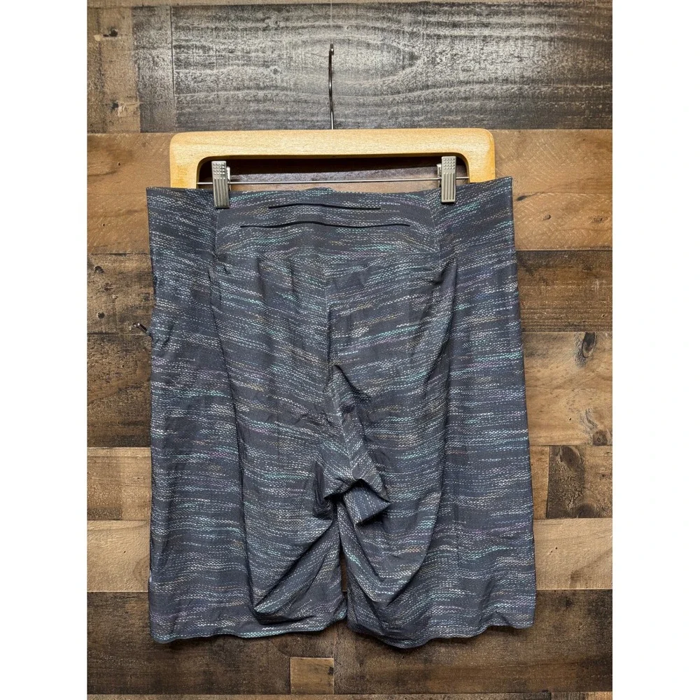 Lululemon‎ Athletica Board Shorts Swim Trunks Size 32 multicolor missing string